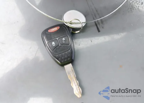 2007 Dodge Ram 1500 Slt/Trx4 Off Road/Sport from USA, damaged, VIN 1D7HU182X7S202111